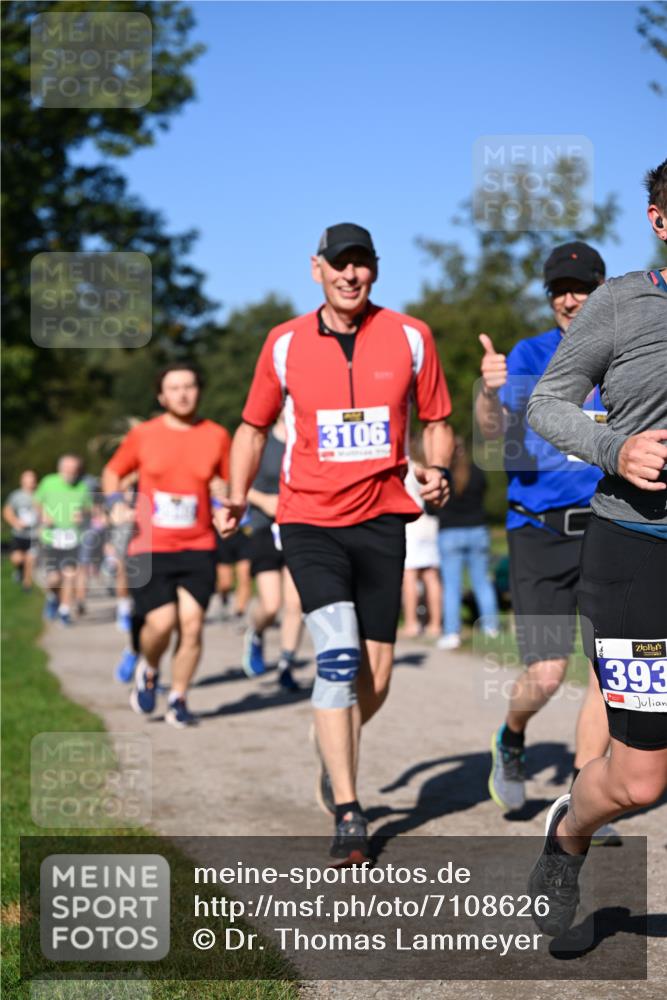 22.09.2024 - 32. Volkslauf durch das schöne Alstertal Dr. Thomas Lammeyer http://msf.ph/oto/7108626 22.09.2024 10:37:45 Laufen 3106, 393 meine-sportfotos.de