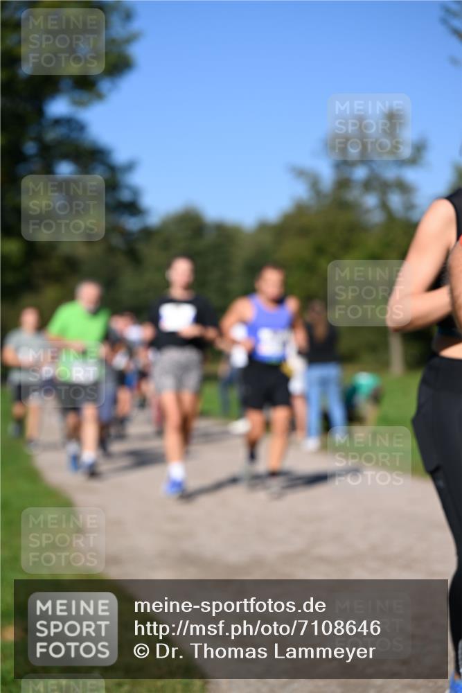 22.09.2024 - 32. Volkslauf durch das schöne Alstertal Dr. Thomas Lammeyer http://msf.ph/oto/7108646 22.09.2024 10:37:48 Laufen  meine-sportfotos.de