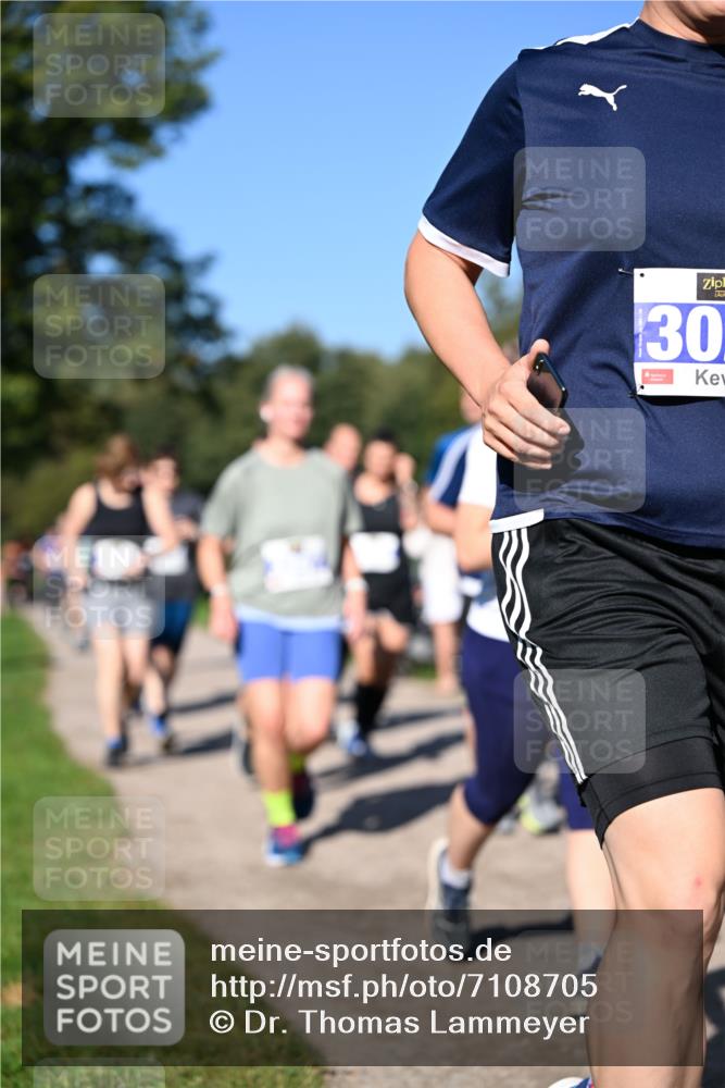 22.09.2024 - 32. Volkslauf durch das schöne Alstertal Dr. Thomas Lammeyer http://msf.ph/oto/7108705 22.09.2024 10:37:58 Laufen 30 meine-sportfotos.de