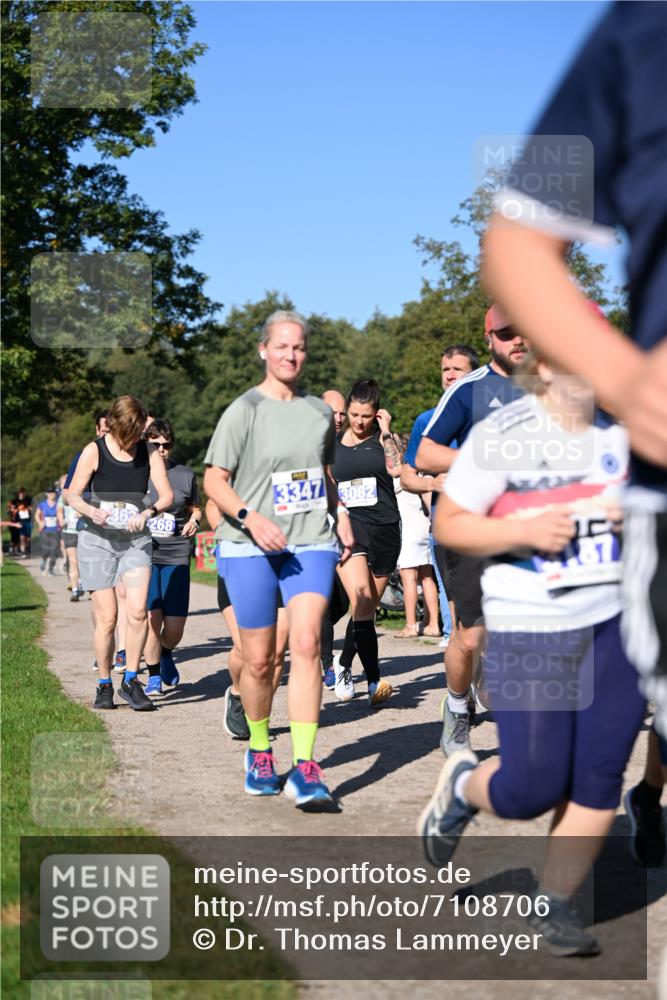 22.09.2024 - 32. Volkslauf durch das schöne Alstertal Dr. Thomas Lammeyer http://msf.ph/oto/7108706 22.09.2024 10:37:58 Laufen 36268, 3347, 3082 meine-sportfotos.de