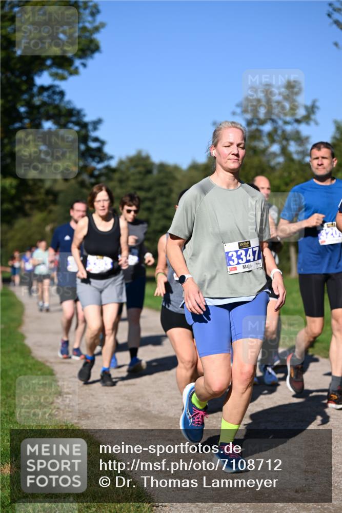 22.09.2024 - 32. Volkslauf durch das schöne Alstertal Dr. Thomas Lammeyer http://msf.ph/oto/7108712 22.09.2024 10:37:59 Laufen 13347 meine-sportfotos.de