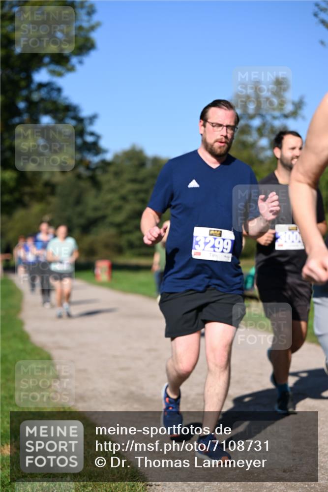 22.09.2024 - 32. Volkslauf durch das schöne Alstertal Dr. Thomas Lammeyer http://msf.ph/oto/7108731 22.09.2024 10:38:02 Laufen 3299 meine-sportfotos.de