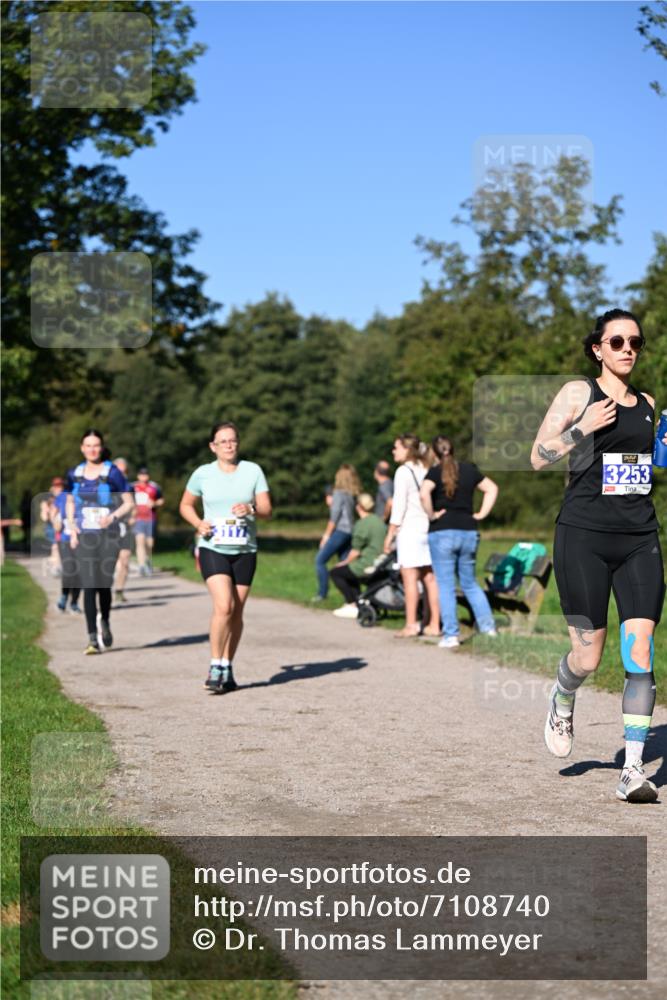 22.09.2024 - 32. Volkslauf durch das schöne Alstertal Dr. Thomas Lammeyer http://msf.ph/oto/7108740 22.09.2024 10:38:04 Laufen 3253 meine-sportfotos.de