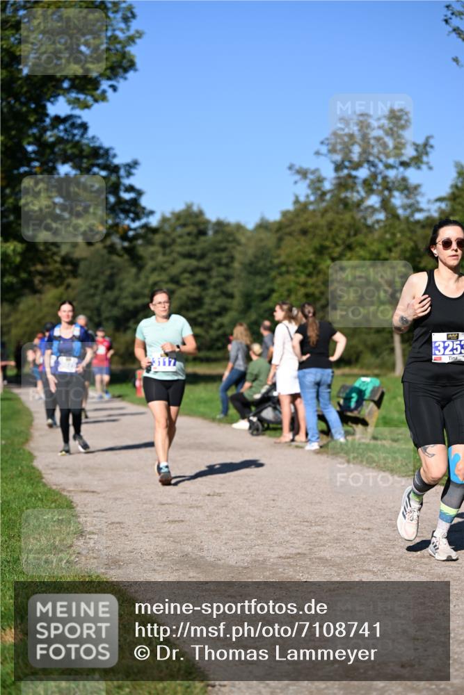 22.09.2024 - 32. Volkslauf durch das schöne Alstertal Dr. Thomas Lammeyer http://msf.ph/oto/7108741 22.09.2024 10:38:04 Laufen 3253 meine-sportfotos.de