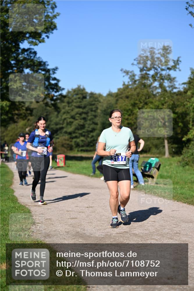 22.09.2024 - 32. Volkslauf durch das schöne Alstertal Dr. Thomas Lammeyer http://msf.ph/oto/7108752 22.09.2024 10:38:06 Laufen 3117 meine-sportfotos.de