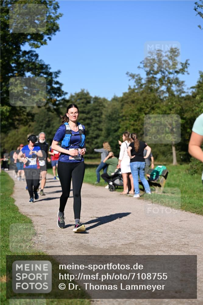 22.09.2024 - 32. Volkslauf durch das schöne Alstertal Dr. Thomas Lammeyer http://msf.ph/oto/7108755 22.09.2024 10:38:08 Laufen  meine-sportfotos.de