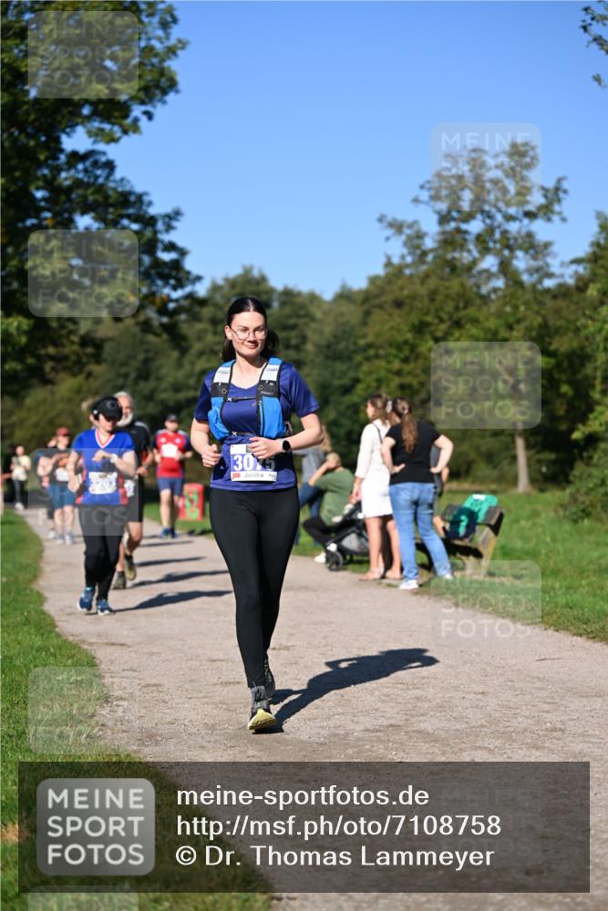 22.09.2024 - 32. Volkslauf durch das schöne Alstertal Dr. Thomas Lammeyer http://msf.ph/oto/7108758 22.09.2024 10:38:08 Laufen 130 meine-sportfotos.de