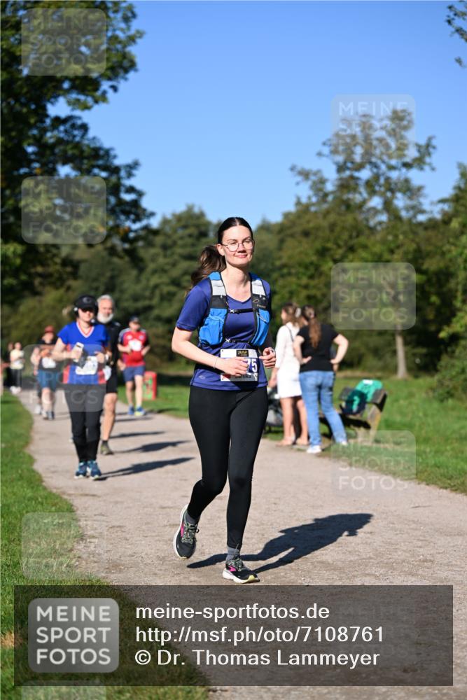 22.09.2024 - 32. Volkslauf durch das schöne Alstertal Dr. Thomas Lammeyer http://msf.ph/oto/7108761 22.09.2024 10:38:08 Laufen  meine-sportfotos.de