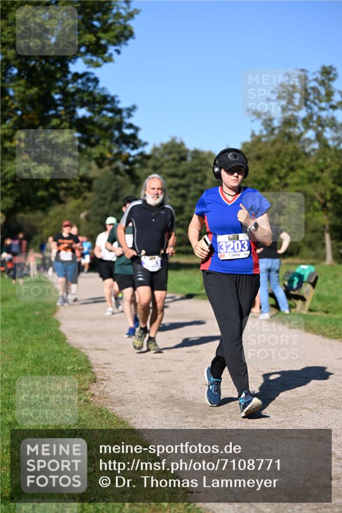 22.09.2024 - 32. Volkslauf durch das schöne Alstertal Dr. Thomas Lammeyer http://msf.ph/oto/7108771 22.09.2024 10:38:11 Laufen 3203 meine-sportfotos.de