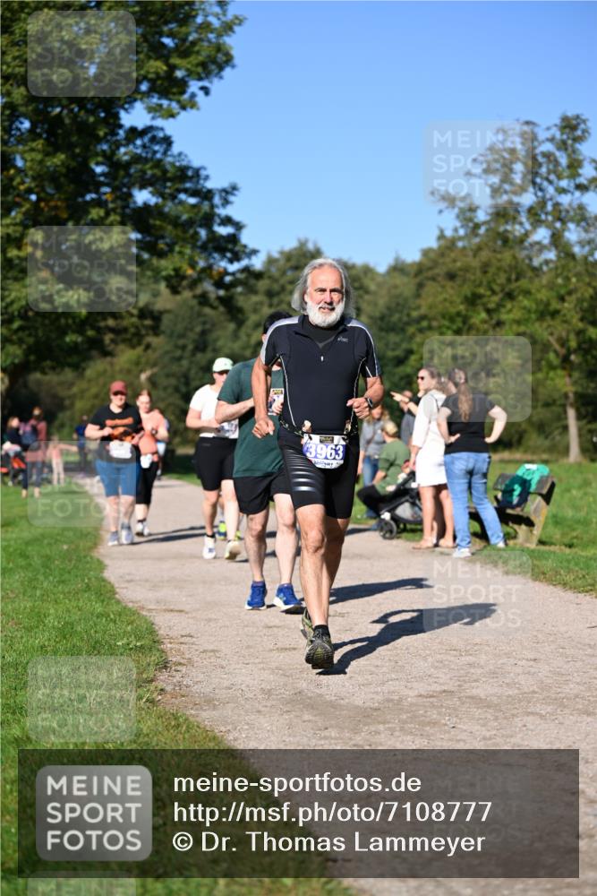 22.09.2024 - 32. Volkslauf durch das schöne Alstertal Dr. Thomas Lammeyer http://msf.ph/oto/7108777 22.09.2024 10:38:12 Laufen 3963 meine-sportfotos.de