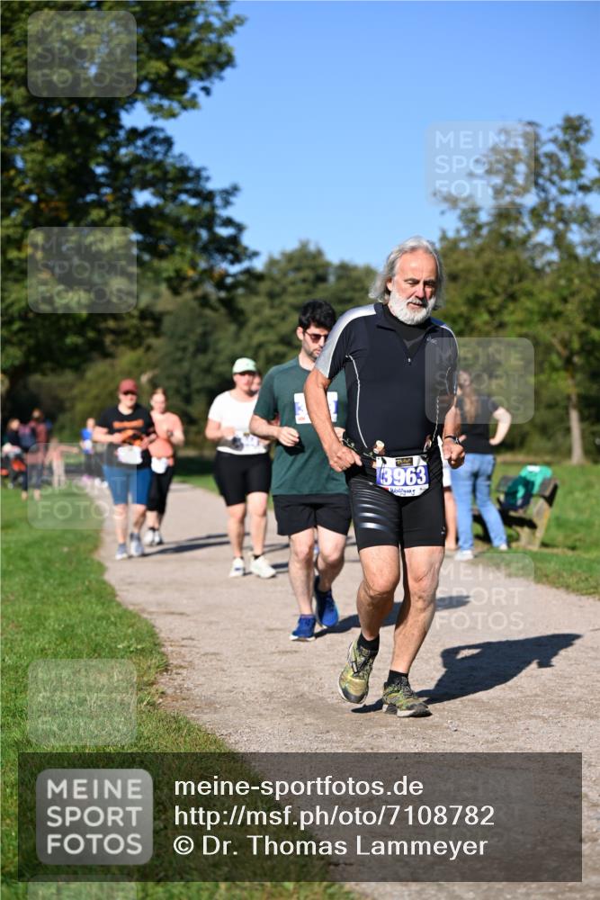 22.09.2024 - 32. Volkslauf durch das schöne Alstertal Dr. Thomas Lammeyer http://msf.ph/oto/7108782 22.09.2024 10:38:13 Laufen 3963 meine-sportfotos.de