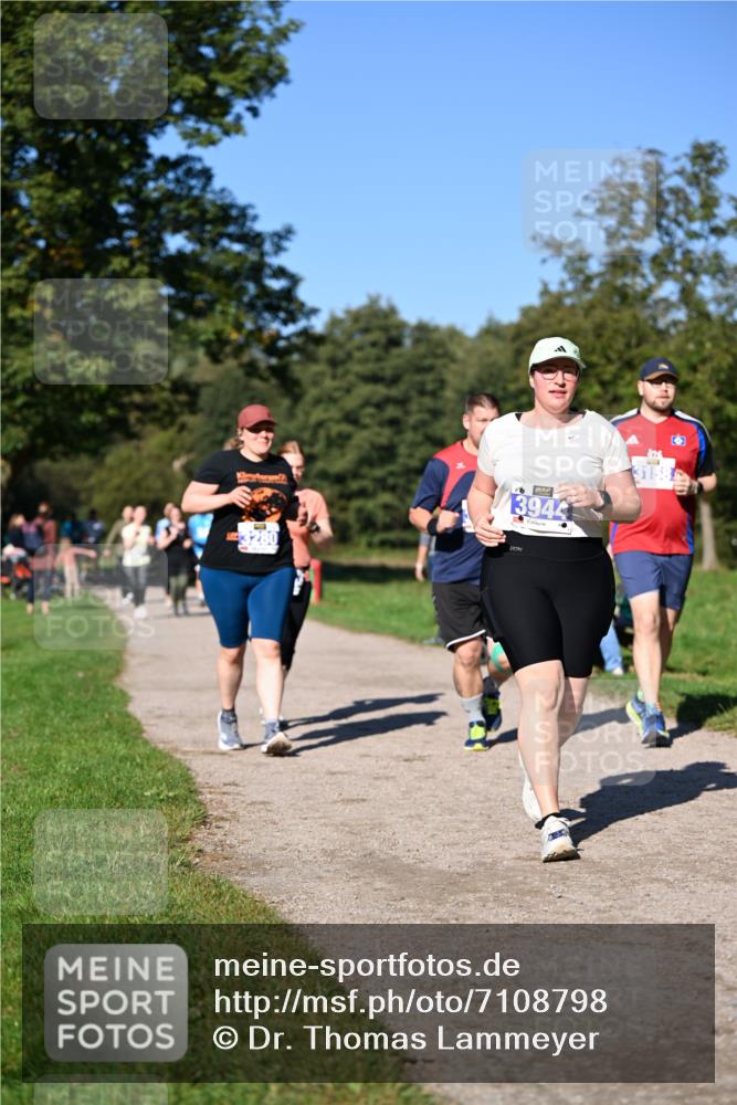 22.09.2024 - 32. Volkslauf durch das schöne Alstertal Dr. Thomas Lammeyer http://msf.ph/oto/7108798 22.09.2024 10:38:16 Laufen 3944, 31586 meine-sportfotos.de