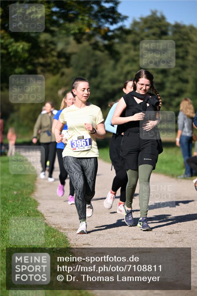 22.09.2024 - 32. Volkslauf durch das schöne Alstertal Dr. Thomas Lammeyer http://msf.ph/oto/7108811 22.09.2024 10:38:26 Laufen 3961 meine-sportfotos.de