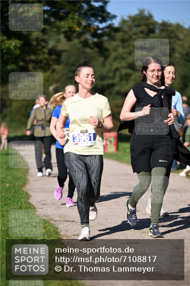 22.09.2024 - 32. Volkslauf durch das schöne Alstertal Dr. Thomas Lammeyer http://msf.ph/oto/7108817 22.09.2024 10:38:27 Laufen 3961 meine-sportfotos.de
