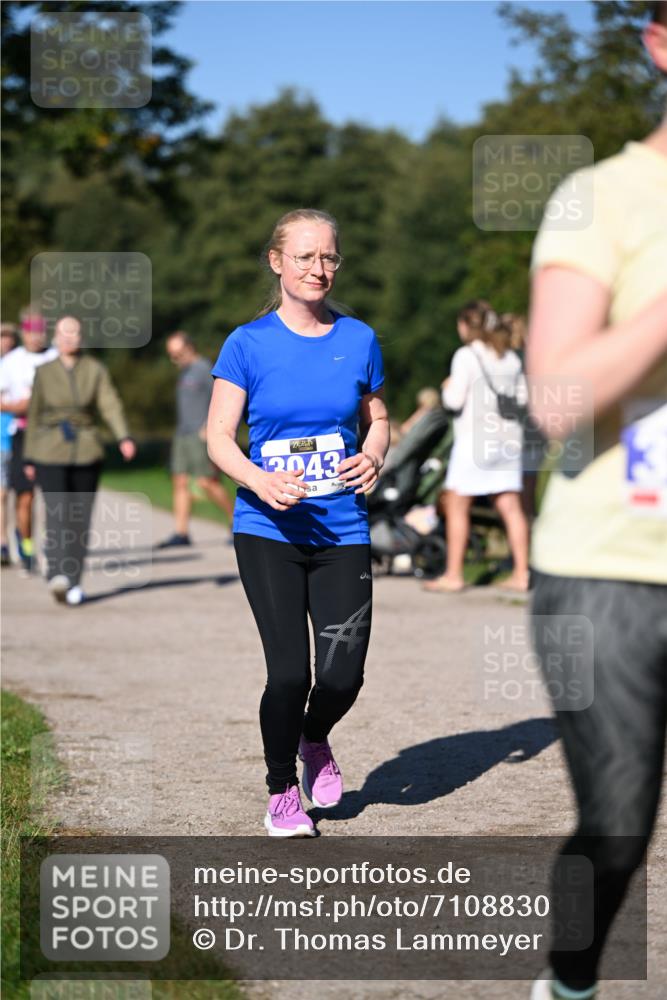 22.09.2024 - 32. Volkslauf durch das schöne Alstertal Dr. Thomas Lammeyer http://msf.ph/oto/7108830 22.09.2024 10:38:30 Laufen 2043 meine-sportfotos.de