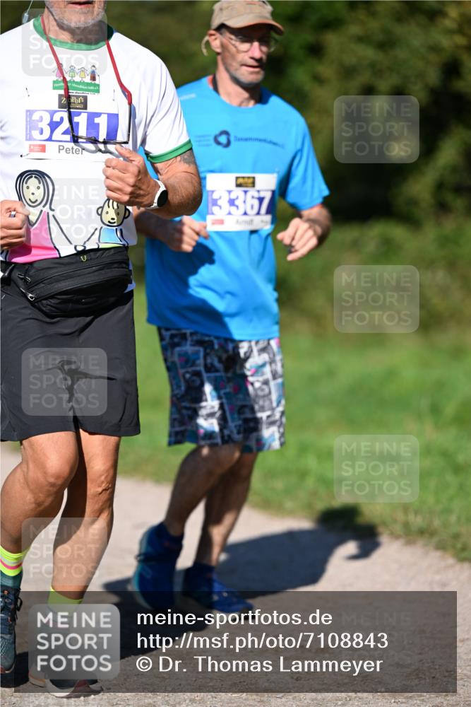 22.09.2024 - 32. Volkslauf durch das schöne Alstertal Dr. Thomas Lammeyer http://msf.ph/oto/7108843 22.09.2024 10:38:36 Laufen 3211, 3367 meine-sportfotos.de