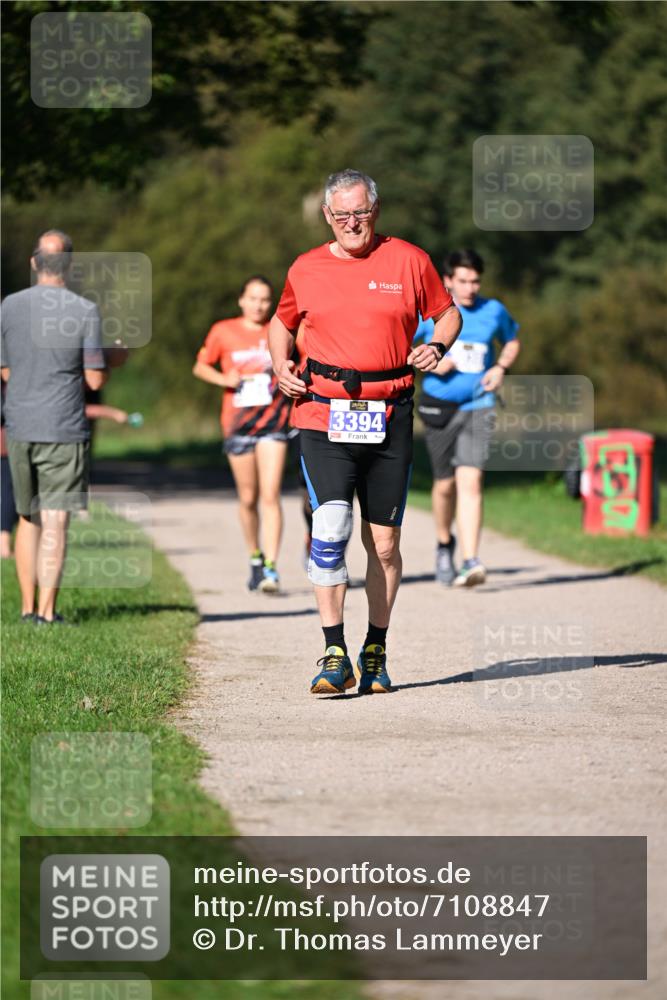 22.09.2024 - 32. Volkslauf durch das schöne Alstertal Dr. Thomas Lammeyer http://msf.ph/oto/7108847 22.09.2024 10:38:48 Laufen 3394 meine-sportfotos.de
