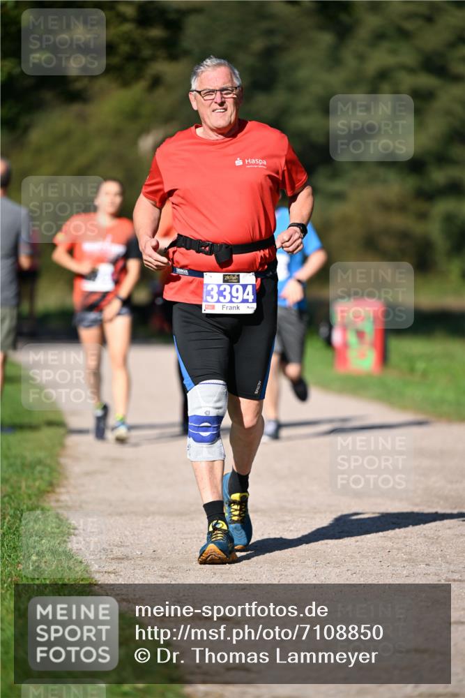22.09.2024 - 32. Volkslauf durch das schöne Alstertal Dr. Thomas Lammeyer http://msf.ph/oto/7108850 22.09.2024 10:38:50 Laufen 3394 meine-sportfotos.de
