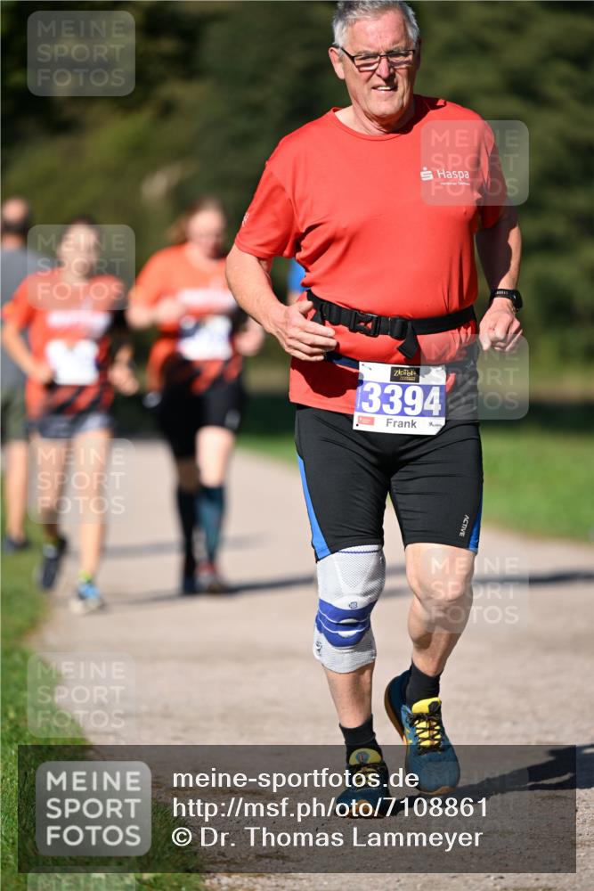 22.09.2024 - 32. Volkslauf durch das schöne Alstertal Dr. Thomas Lammeyer http://msf.ph/oto/7108861 22.09.2024 10:38:52 Laufen 3394 meine-sportfotos.de
