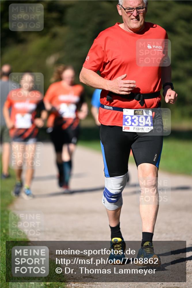 22.09.2024 - 32. Volkslauf durch das schöne Alstertal Dr. Thomas Lammeyer http://msf.ph/oto/7108862 22.09.2024 10:38:52 Laufen 3394 meine-sportfotos.de