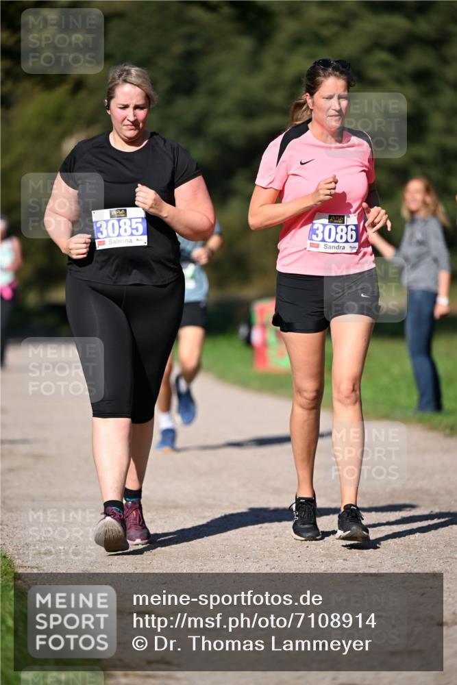 22.09.2024 - 32. Volkslauf durch das schöne Alstertal Dr. Thomas Lammeyer http://msf.ph/oto/7108914 22.09.2024 10:39:10 Laufen 3085, 3086 meine-sportfotos.de
