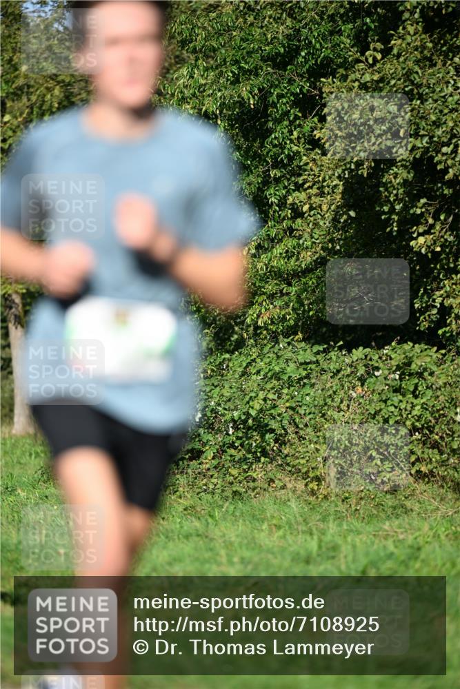22.09.2024 - 32. Volkslauf durch das schöne Alstertal Dr. Thomas Lammeyer http://msf.ph/oto/7108925 22.09.2024 10:39:14 Laufen  meine-sportfotos.de