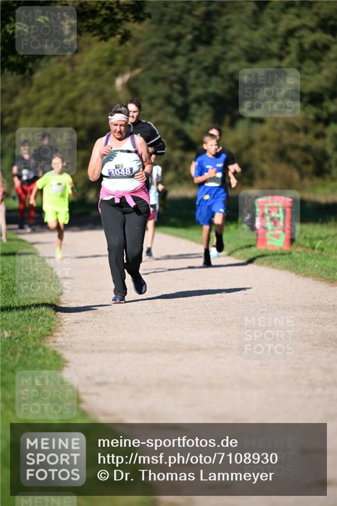 22.09.2024 - 32. Volkslauf durch das schöne Alstertal Dr. Thomas Lammeyer http://msf.ph/oto/7108930 22.09.2024 10:39:18 Laufen 3048 meine-sportfotos.de
