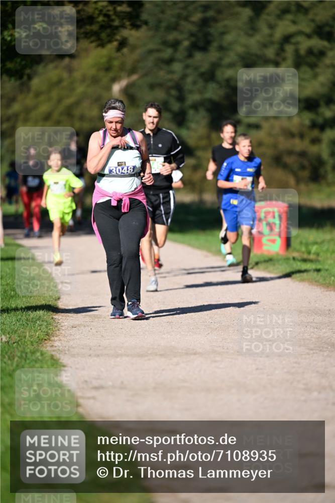 22.09.2024 - 32. Volkslauf durch das schöne Alstertal Dr. Thomas Lammeyer http://msf.ph/oto/7108935 22.09.2024 10:39:19 Laufen 3048 meine-sportfotos.de
