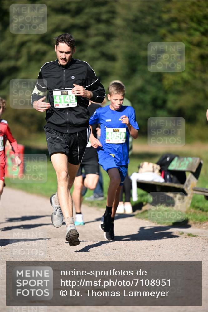 22.09.2024 - 32. Volkslauf durch das schöne Alstertal Dr. Thomas Lammeyer http://msf.ph/oto/7108951 22.09.2024 10:39:22 Laufen 4149, 4050 meine-sportfotos.de