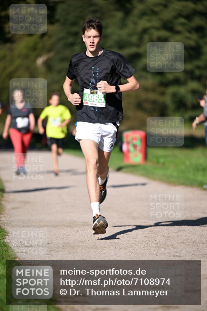 22.09.2024 - 32. Volkslauf durch das schöne Alstertal Dr. Thomas Lammeyer http://msf.ph/oto/7108974 22.09.2024 10:39:28 Laufen 4965 meine-sportfotos.de