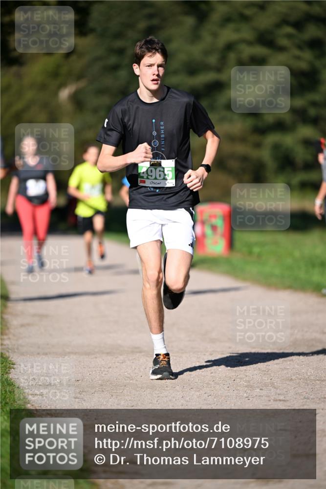 22.09.2024 - 32. Volkslauf durch das schöne Alstertal Dr. Thomas Lammeyer http://msf.ph/oto/7108975 22.09.2024 10:39:28 Laufen 4965 meine-sportfotos.de