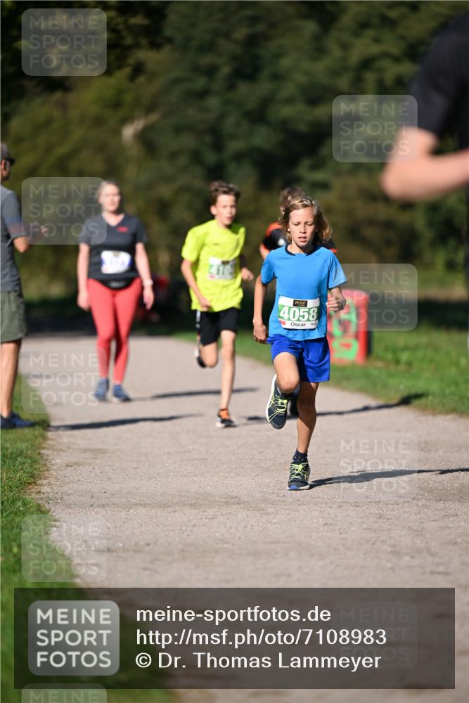 22.09.2024 - 32. Volkslauf durch das schöne Alstertal Dr. Thomas Lammeyer http://msf.ph/oto/7108983 22.09.2024 10:39:29 Laufen 4058 meine-sportfotos.de