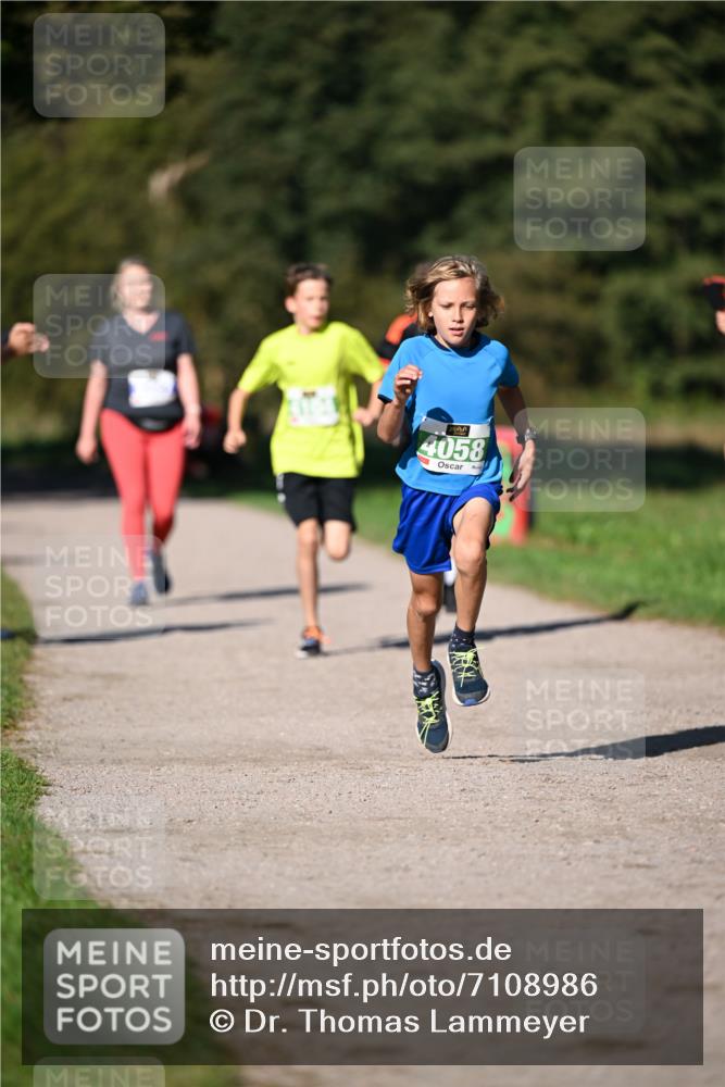 22.09.2024 - 32. Volkslauf durch das schöne Alstertal Dr. Thomas Lammeyer http://msf.ph/oto/7108986 22.09.2024 10:39:30 Laufen 4058 meine-sportfotos.de