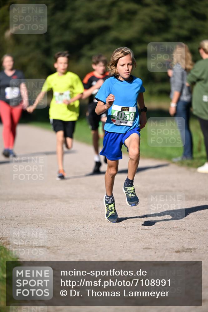 22.09.2024 - 32. Volkslauf durch das schöne Alstertal Dr. Thomas Lammeyer http://msf.ph/oto/7108991 22.09.2024 10:39:30 Laufen 4058 meine-sportfotos.de