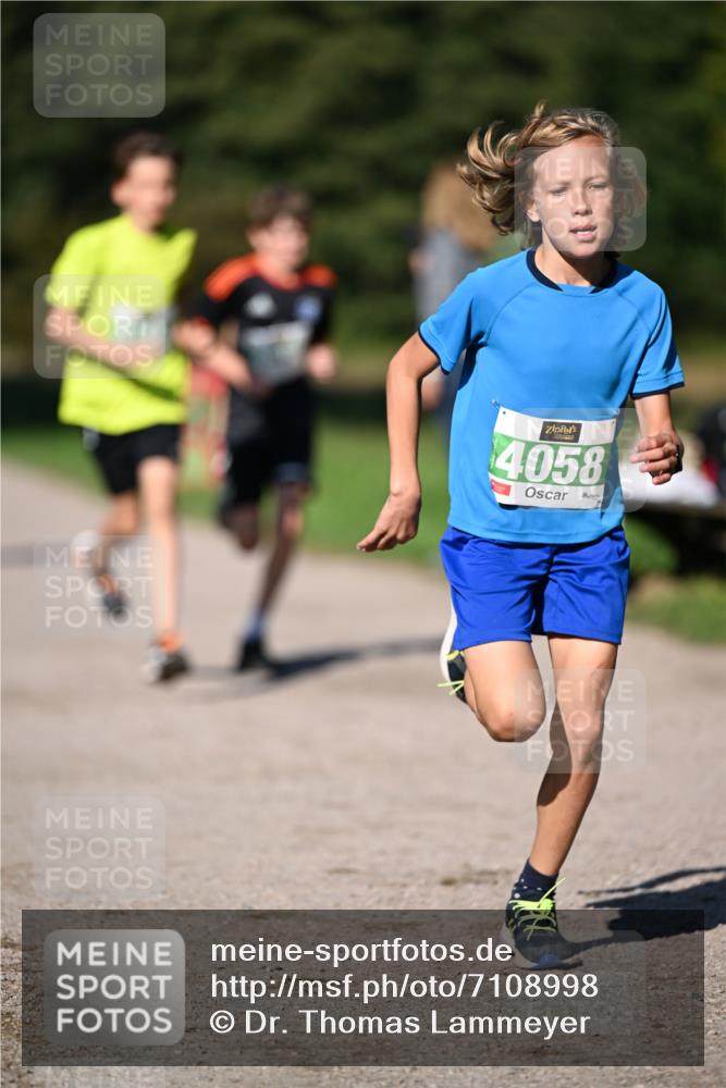 22.09.2024 - 32. Volkslauf durch das schöne Alstertal Dr. Thomas Lammeyer http://msf.ph/oto/7108998 22.09.2024 10:39:31 Laufen 4058 meine-sportfotos.de