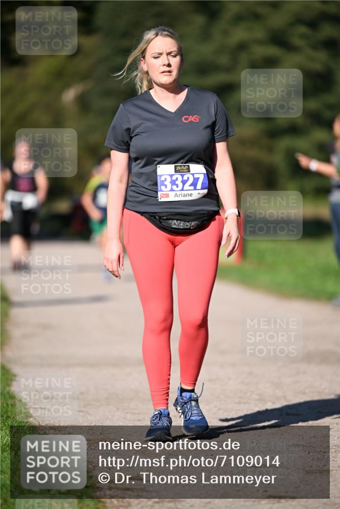 22.09.2024 - 32. Volkslauf durch das schöne Alstertal Dr. Thomas Lammeyer http://msf.ph/oto/7109014 22.09.2024 10:39:39 Laufen 3327 meine-sportfotos.de