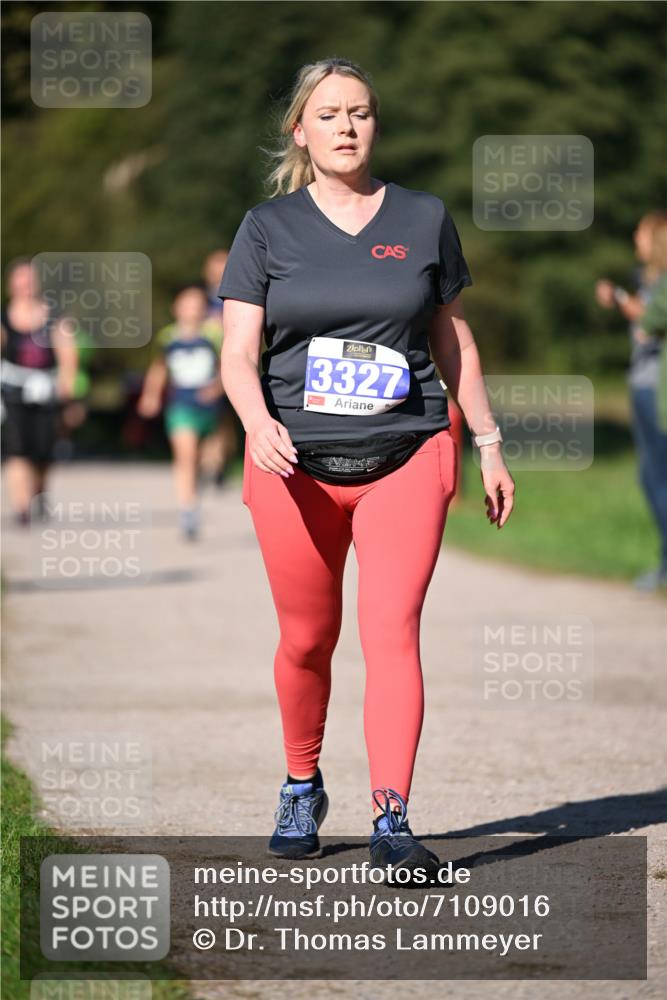 22.09.2024 - 32. Volkslauf durch das schöne Alstertal Dr. Thomas Lammeyer http://msf.ph/oto/7109016 22.09.2024 10:39:40 Laufen 3327 meine-sportfotos.de