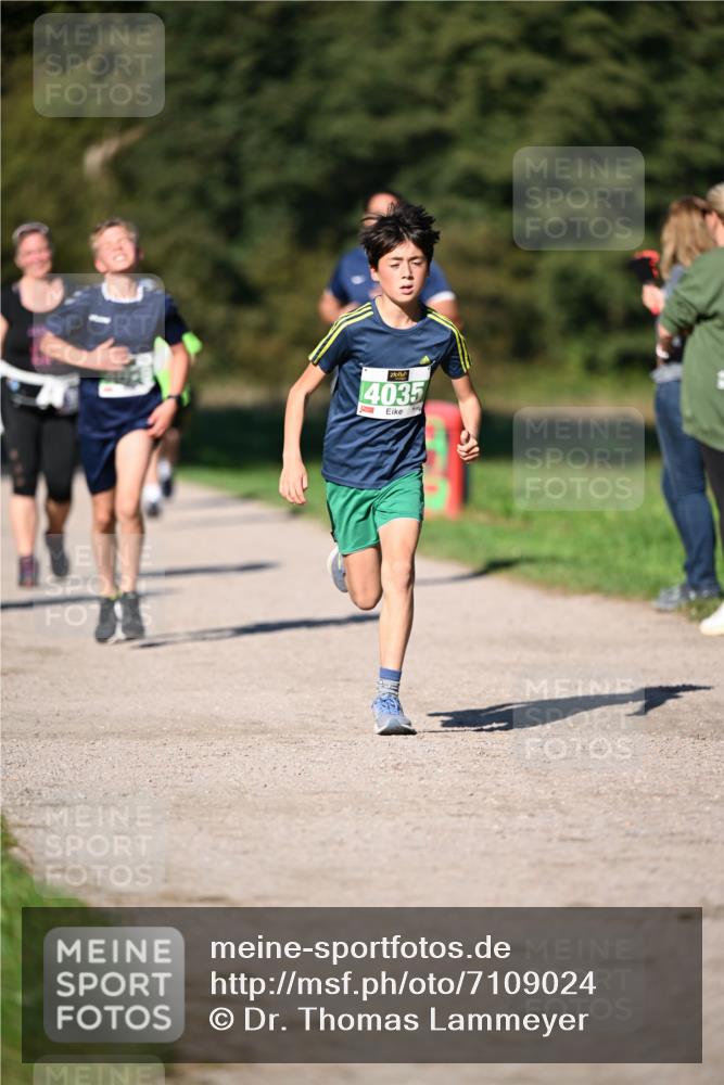 22.09.2024 - 32. Volkslauf durch das schöne Alstertal Dr. Thomas Lammeyer http://msf.ph/oto/7109024 22.09.2024 10:39:44 Laufen 4035 meine-sportfotos.de