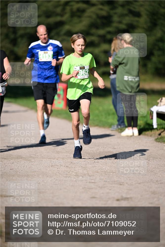 22.09.2024 - 32. Volkslauf durch das schöne Alstertal Dr. Thomas Lammeyer http://msf.ph/oto/7109052 22.09.2024 10:39:49 Laufen 4153, 962 meine-sportfotos.de