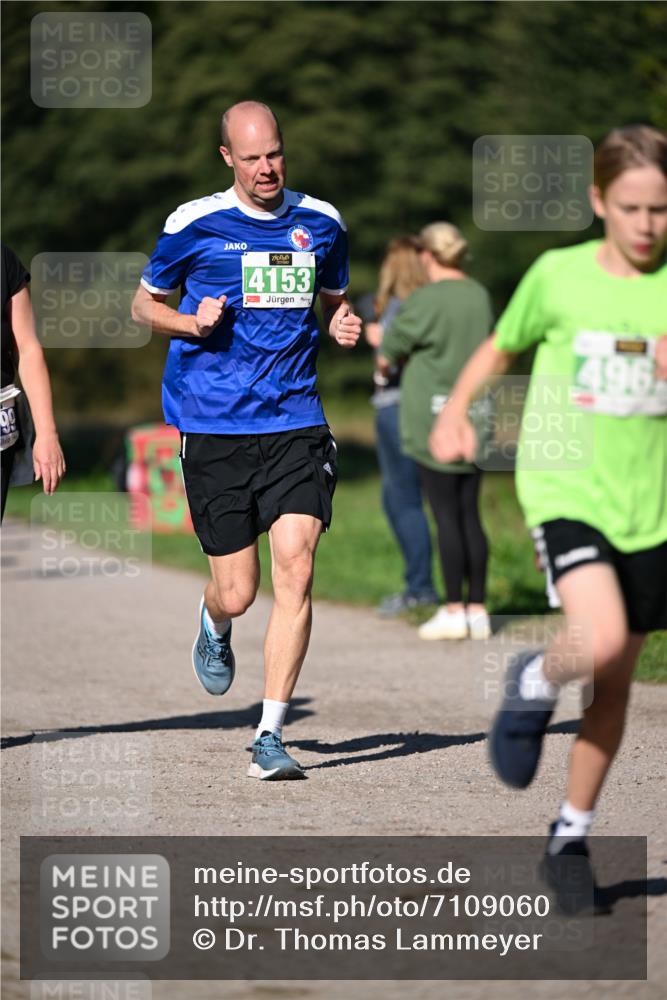 22.09.2024 - 32. Volkslauf durch das schöne Alstertal Dr. Thomas Lammeyer http://msf.ph/oto/7109060 22.09.2024 10:39:51 Laufen 4153, 496 meine-sportfotos.de