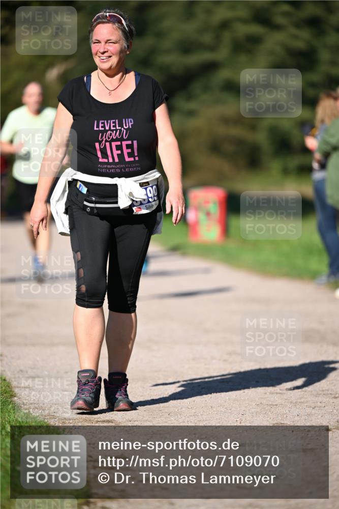 22.09.2024 - 32. Volkslauf durch das schöne Alstertal Dr. Thomas Lammeyer http://msf.ph/oto/7109070 22.09.2024 10:39:53 Laufen 200 meine-sportfotos.de