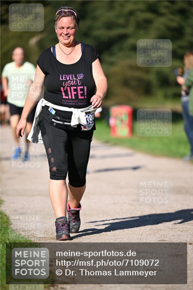 22.09.2024 - 32. Volkslauf durch das schöne Alstertal Dr. Thomas Lammeyer http://msf.ph/oto/7109072 22.09.2024 10:39:53 Laufen 39 meine-sportfotos.de