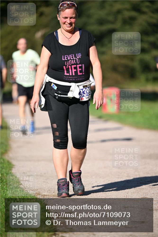 22.09.2024 - 32. Volkslauf durch das schöne Alstertal Dr. Thomas Lammeyer http://msf.ph/oto/7109073 22.09.2024 10:39:53 Laufen 3, 9 meine-sportfotos.de