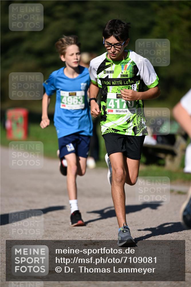 22.09.2024 - 32. Volkslauf durch das schöne Alstertal Dr. Thomas Lammeyer http://msf.ph/oto/7109081 22.09.2024 10:39:58 Laufen 4963, 226, 4170 meine-sportfotos.de