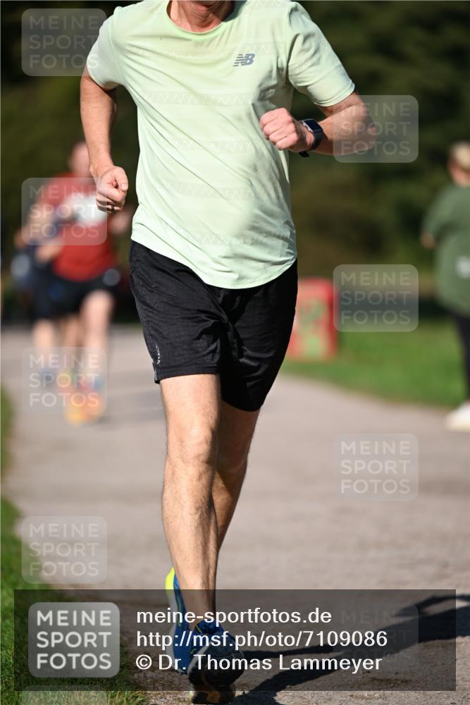 22.09.2024 - 32. Volkslauf durch das schöne Alstertal Dr. Thomas Lammeyer http://msf.ph/oto/7109086 22.09.2024 10:40:00 Laufen  meine-sportfotos.de