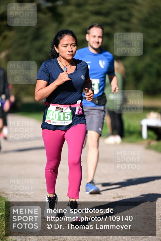 22.09.2024 - 32. Volkslauf durch das schöne Alstertal Dr. Thomas Lammeyer http://msf.ph/oto/7109140 22.09.2024 10:40:16 Laufen 4015 meine-sportfotos.de