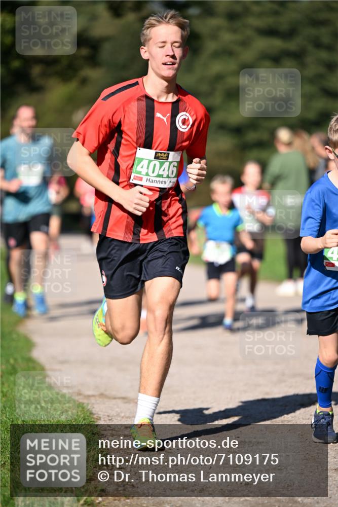 22.09.2024 - 32. Volkslauf durch das schöne Alstertal Dr. Thomas Lammeyer http://msf.ph/oto/7109175 22.09.2024 10:40:27 Laufen 4046 meine-sportfotos.de