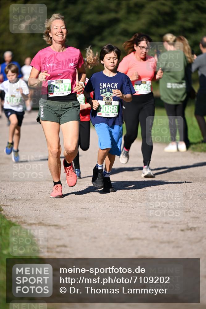 22.09.2024 - 32. Volkslauf durch das schöne Alstertal Dr. Thomas Lammeyer http://msf.ph/oto/7109202 22.09.2024 10:40:33 Laufen 107, 42, 14087, 4026, 4088 meine-sportfotos.de