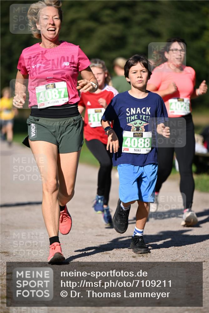 22.09.2024 - 32. Volkslauf durch das schöne Alstertal Dr. Thomas Lammeyer http://msf.ph/oto/7109211 22.09.2024 10:40:35 Laufen 4087, 410, 4088 meine-sportfotos.de
