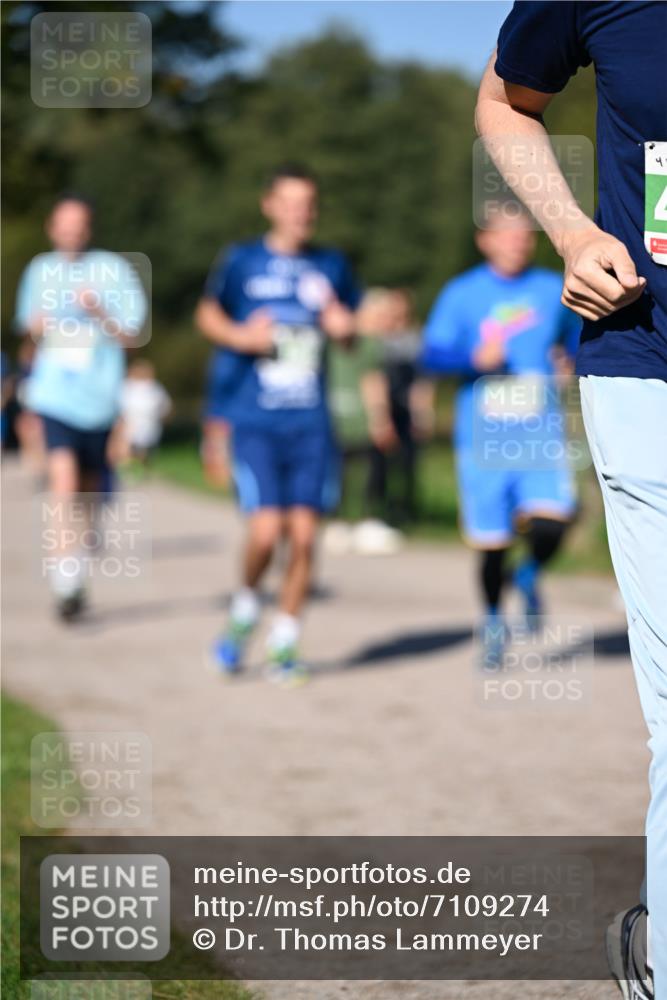 22.09.2024 - 32. Volkslauf durch das schöne Alstertal Dr. Thomas Lammeyer http://msf.ph/oto/7109274 22.09.2024 10:40:52 Laufen 4 meine-sportfotos.de